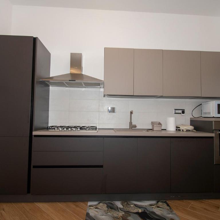 La casa di Ale - Appartamento con 2 Camere da Letto - 10