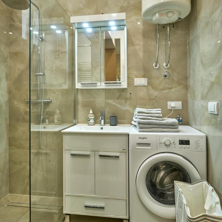Take One - One-Bedroom Apartment - 14