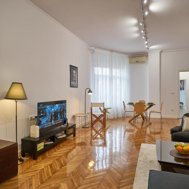 Take One - One-Bedroom Apartment - 5