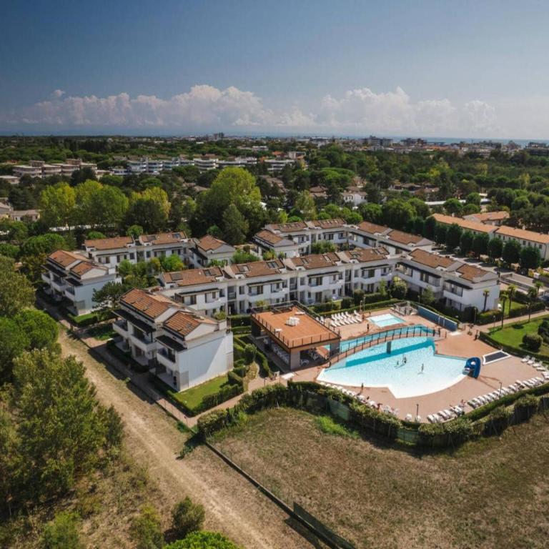 Recently built flat with pool and balcony - Appartamento - 1