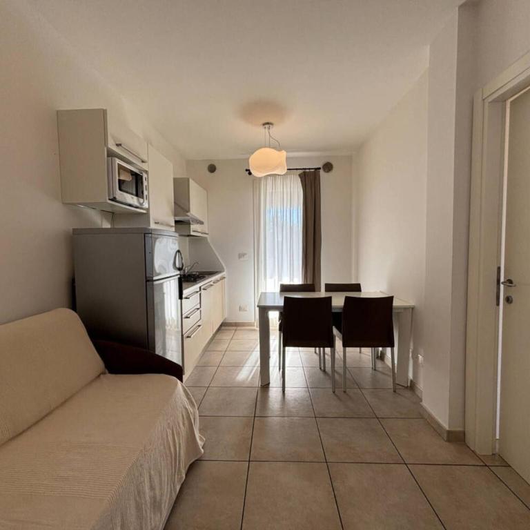 Recently built flat with pool and balcony - Appartamento - 20