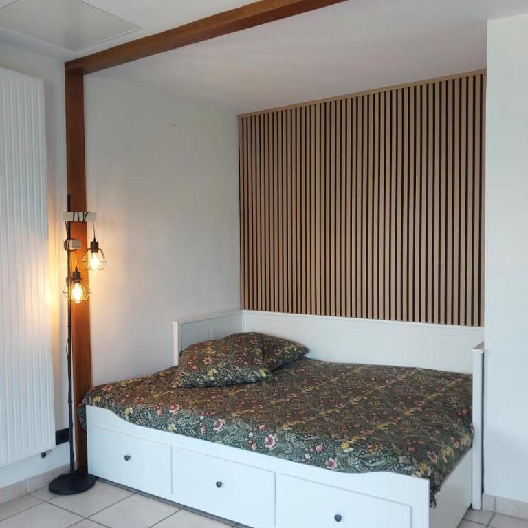 Havre de paix face au lac - Jardin, bain nordique & BBQ - Maison 2 Chambres - 19