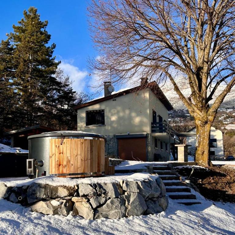 Havre de paix face au lac - Jardin, bain nordique & BBQ - Maison 2 Chambres - 45
