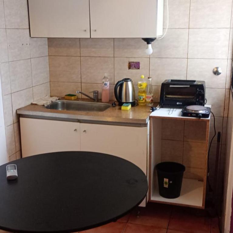 Monoambiente Temporario Berazategui - One-Bedroom Apartment - 5