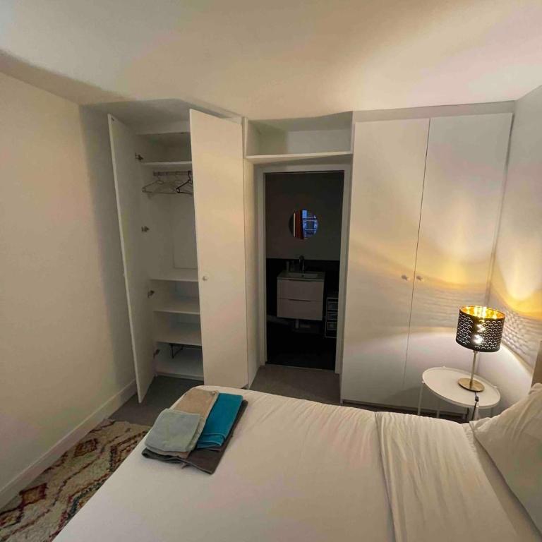 Appartement en plein coeur de Paris - One-Bedroom Apartment - 11