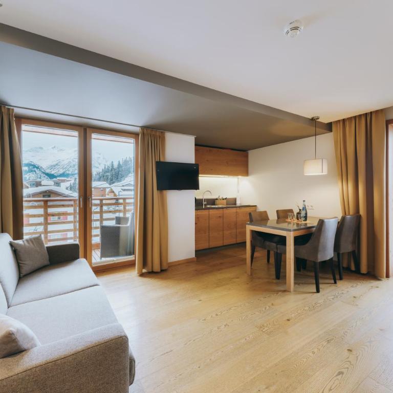 Apart-Hotel Laurus Lech - Apartment mit Blick auf die Berge - 7