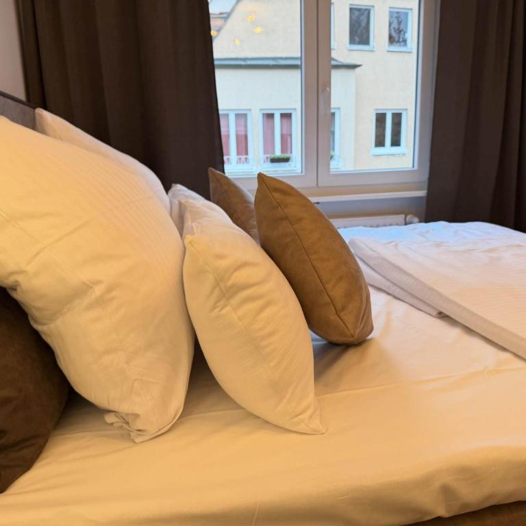 GoldenKey-Suites - Spacious Luxury Apartment in the Heart of Augsburg Old Town - Premium Open-Plan Kitchen - Appartement - 30