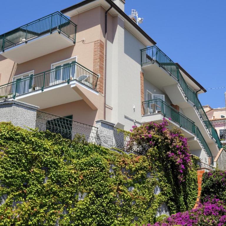 Villa Ingrid - Appartamento con 2 Camere da Letto, Balcone e Vista mare - 2