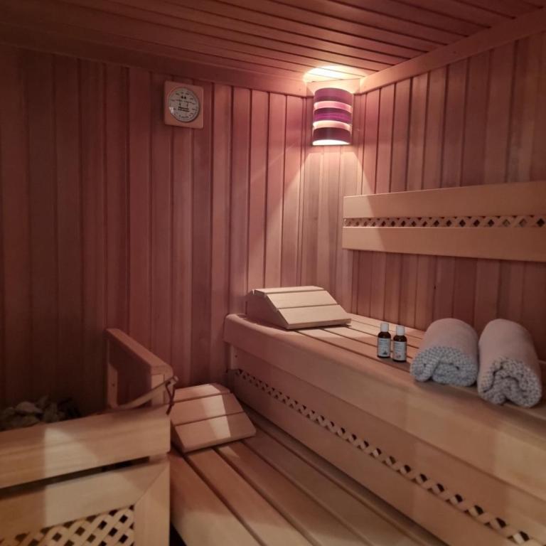 Apartment Zum Landarzt inklusive Sauna - Apartment mit 4 Schlafzimmern und einem Balkon - 61