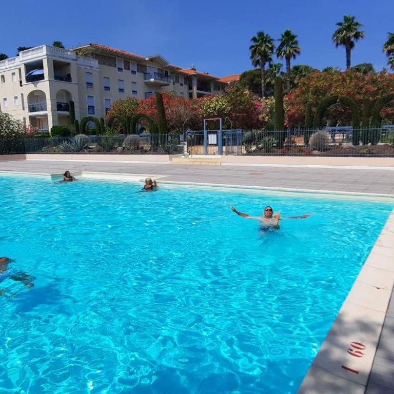 Appartement St Aygulf, plages et commerces à pied, piscine dans résidence, parking couvert gratuit - Appartamento con 1 Camera da Letto - 1