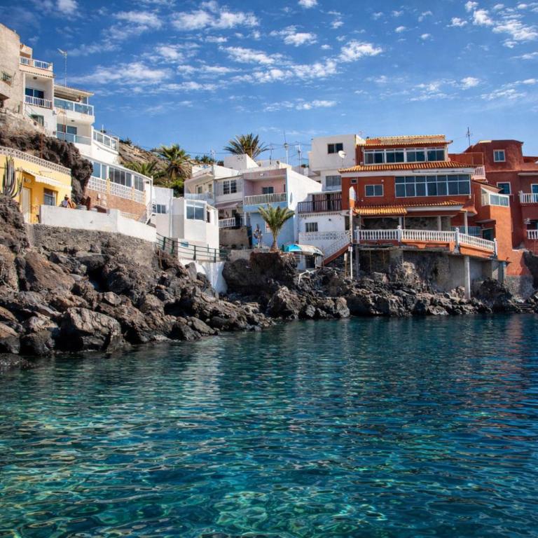 Unique house with cave by the sea with private terrace - Casa con 1 dormitorio - 2