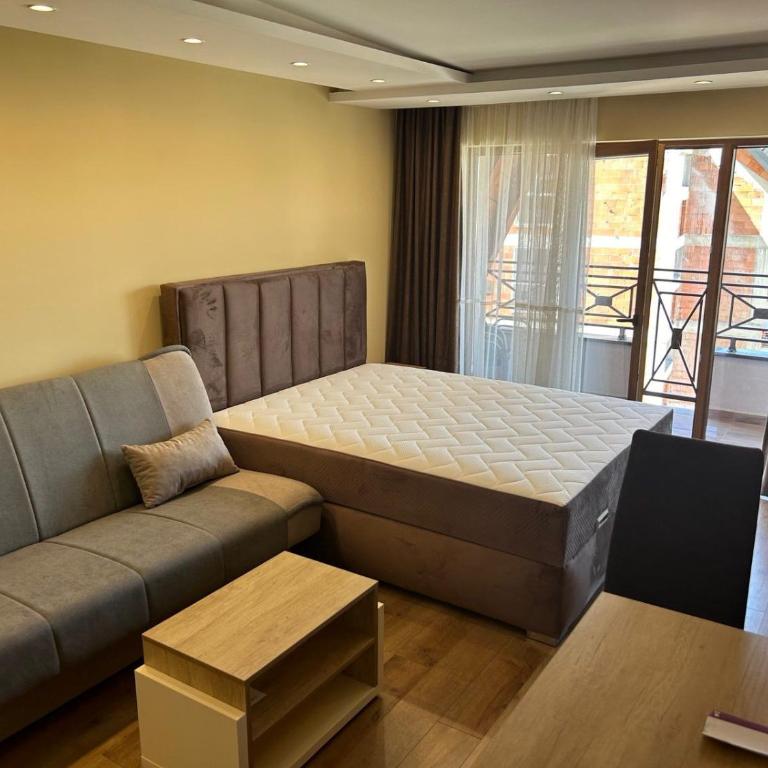 Premier Lux 38 Apartman - One-Bedroom Apartment - 22