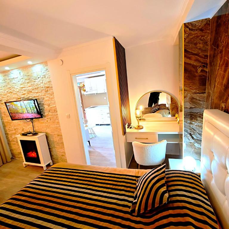 Luxury Sea Residence by Kristina - Apartment - Ground Floor - 1