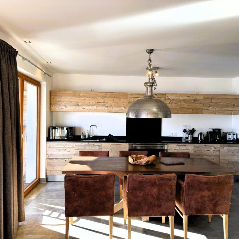Mountain Lodge Leogang- Modernes Alpen Apartment, Balkon, Bergblick, Kamin, Sauna - Apartment mit 3 Schlafzimmern - 6