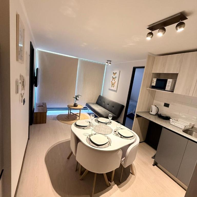 Descanso y comodidad - Two-Bedroom Apartment with Balcony - 7