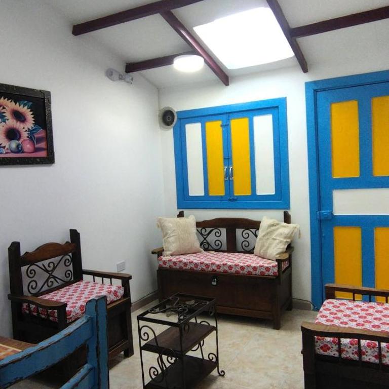 House 5 blocks from main park, private - Vacation Home - 1