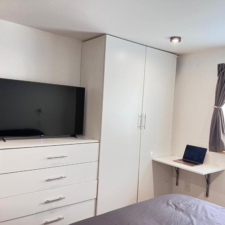 Tranquila y moderna en el bosque - Two-Bedroom House - 12