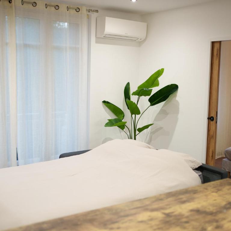 Losmen Paradise - Host Provence - Two-Bedroom Apartment - 17
