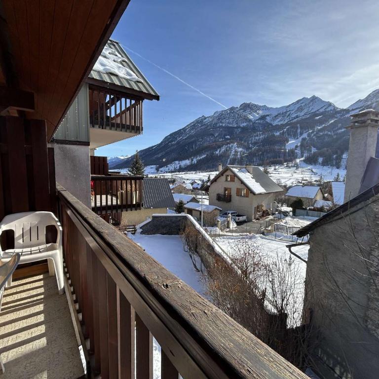 Appartement lumineux 2 pièces cabine au Monêtier-les-Bains, proche pistes, avec parking - FR-1-330F-239 - Appartement - 14