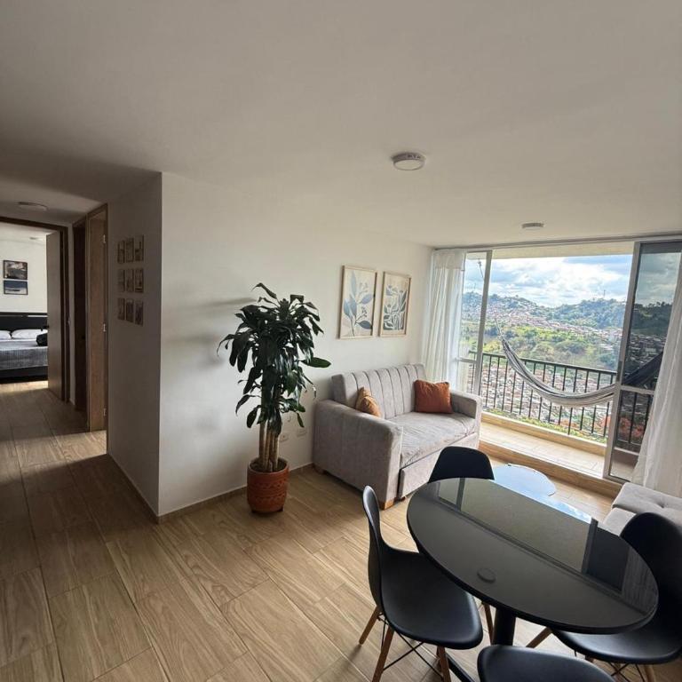 Apartamento nuevo en conjunto, Picina y Jacuzzi comunal - Parqueadero Privado - Apartamento de 3 dormitorios - 14