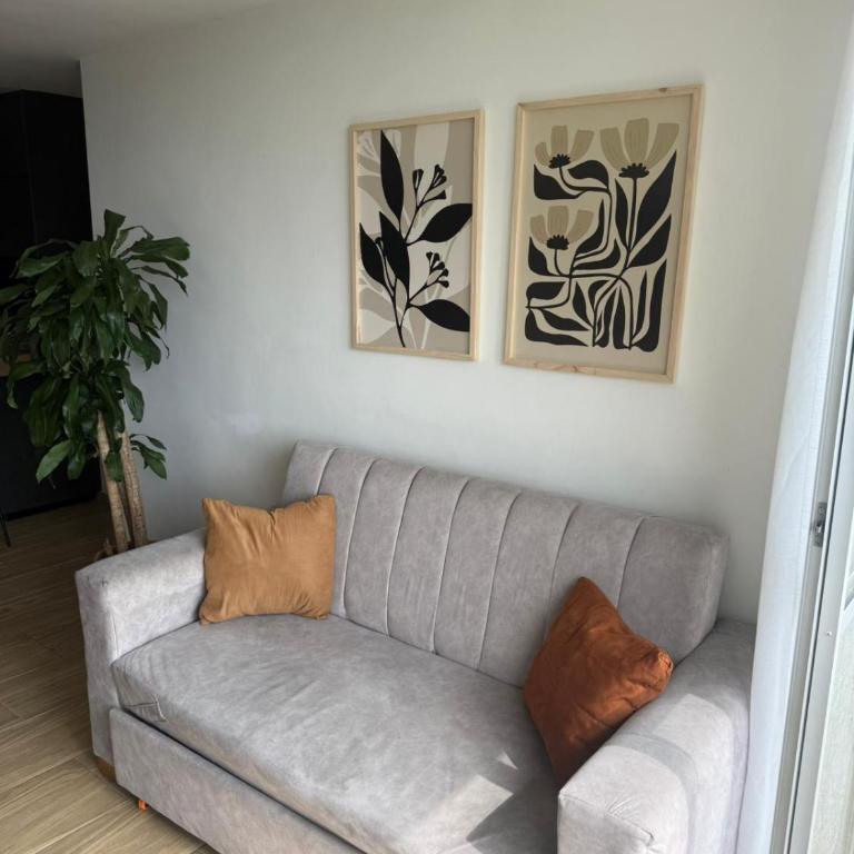 Apartamento nuevo en conjunto, Picina y Jacuzzi comunal - Parqueadero Privado - Apartamento de 3 dormitorios - 6