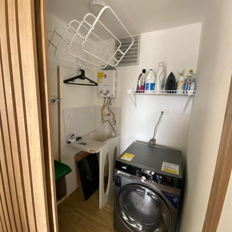 Apartamento nuevo en conjunto, Picina y Jacuzzi comunal - Parqueadero Privado - Apartamento de 3 dormitorios - 22