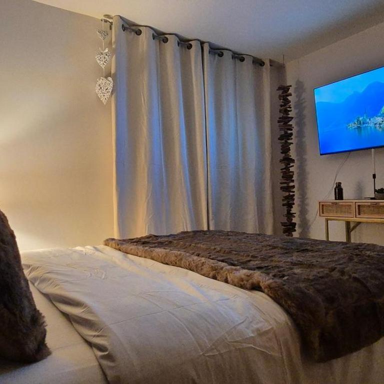 Beautiful lakeside cottage with panoramic views - Appartement 2 Chambres - 16