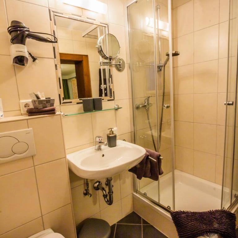Haus Lawerz - Apartment mit Balkon - 11