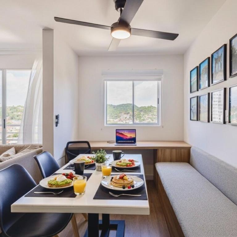 Apartamento moderno cerca del mar y centro - Two-Bedroom Apartment - 13