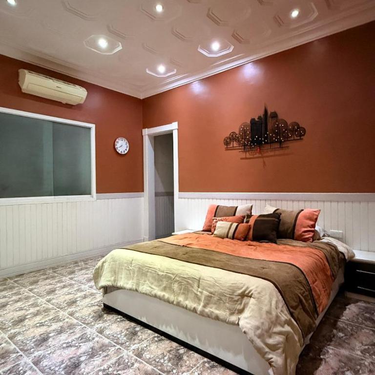 Brilliant 6-bedroom house with AC in vibrant Caracas - Casa - 12