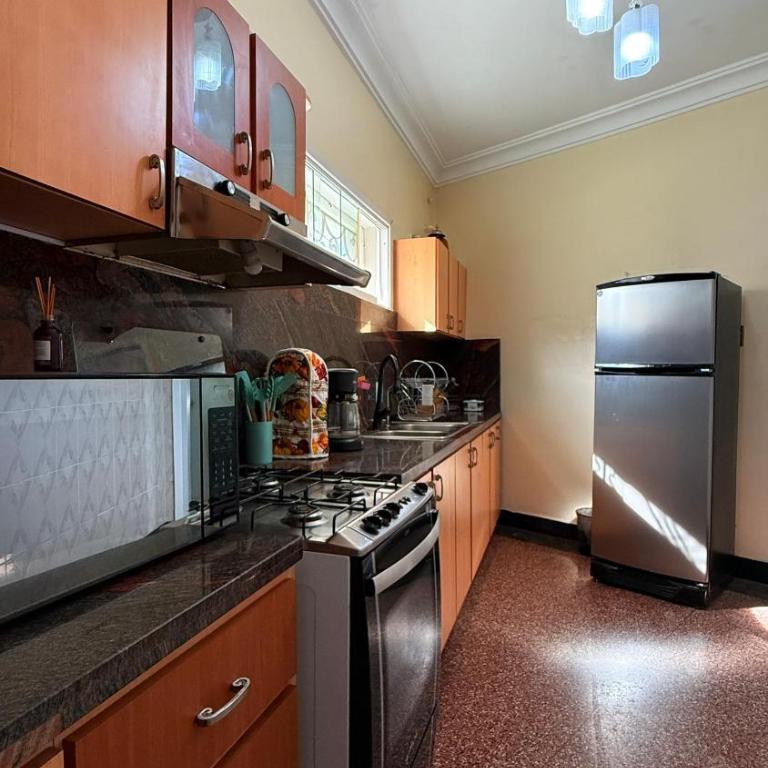 Brilliant 6-bedroom house with AC in vibrant Caracas - Casa - 21