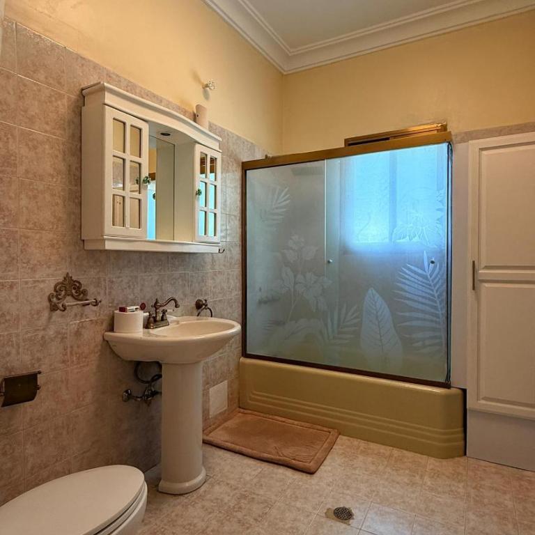 Brilliant 6-bedroom house with AC in vibrant Caracas - Casa - 35