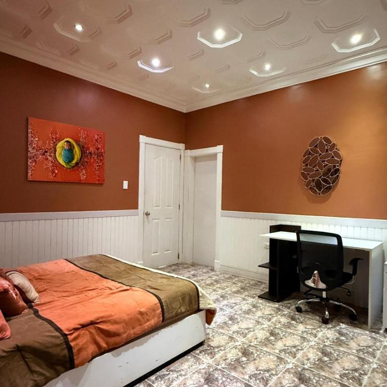 Brilliant 6-bedroom house with AC in vibrant Caracas - Casa - 13