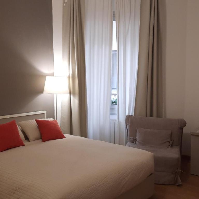 Posidonia srls - Rooms Palazzo Gropallo - Camera Familiare Deluxe - 2