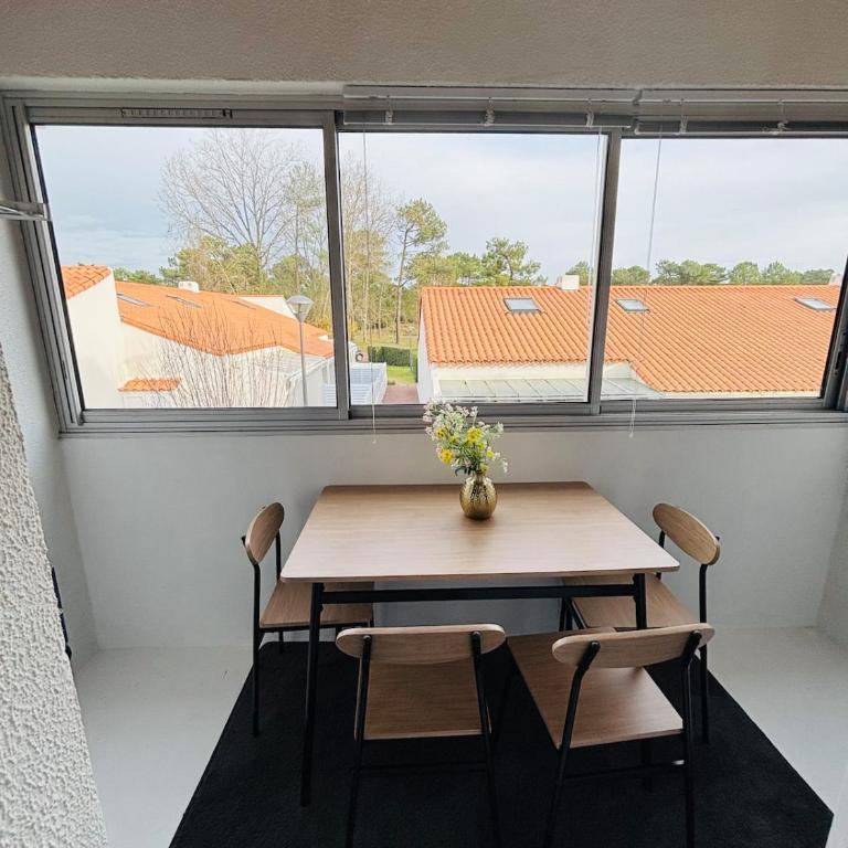Appartement duplex proche plage et forêt - loggia - parking - Appartement 1 Chambre - 16