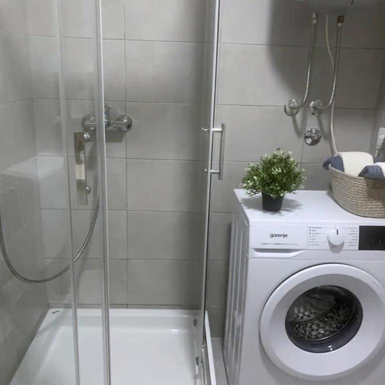 Aura Apartment - with Garage Parking - One-Bedroom Apartment - 12