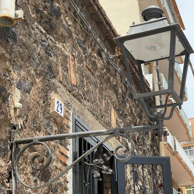 Independent Apartment in the Center of Catania - One-Bedroom House - 13