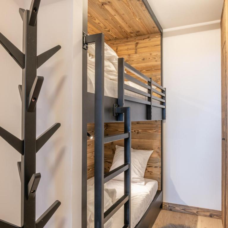 Appartement de haut standing, skis aux pieds, au cœur de l'Alpe d'Huez. Capacité 6 personnes. - FR-1-645-103 - Appartement - 12