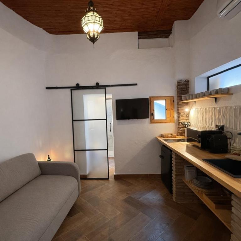 La Casa del Sacristán - One-Bedroom Apartment - 8