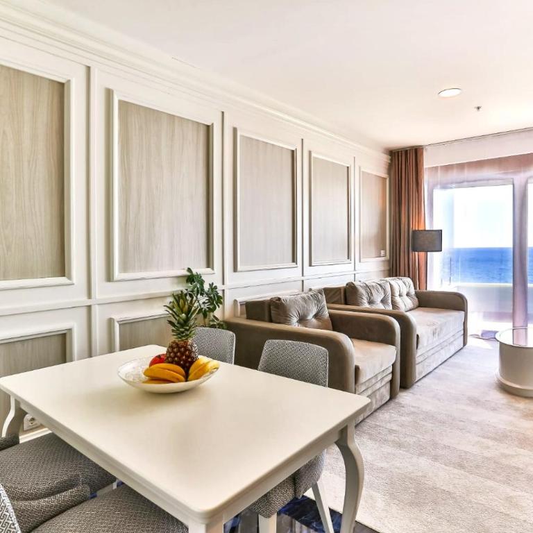Royalis Suites Rafailovici - Beachfront Sea View Apartments - Deluxe King Suite with Panaromic Sea View - 7