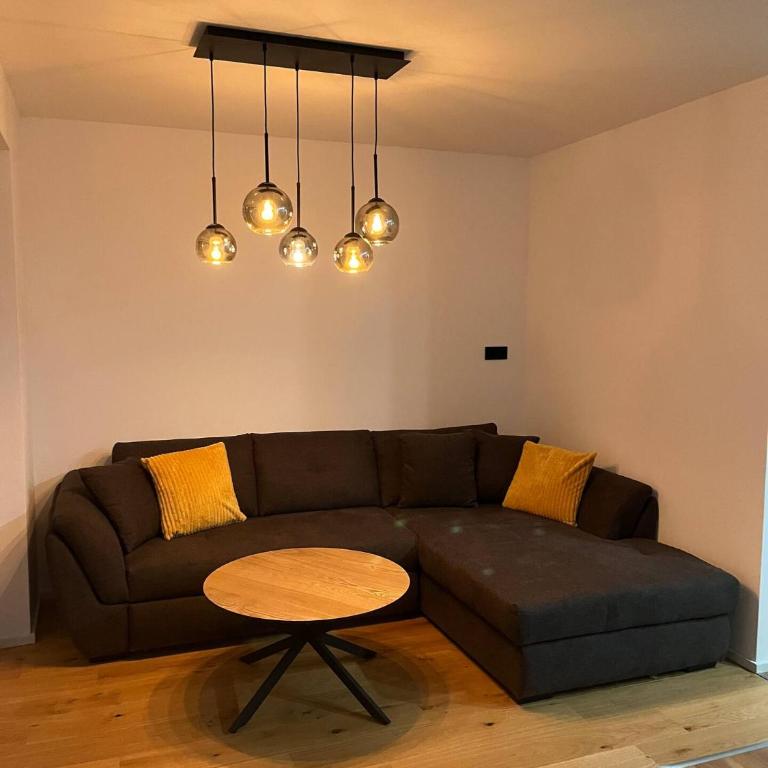 Moderne Ferienwohnung nahe Salzburg & Eugendorf - Apartment - 9