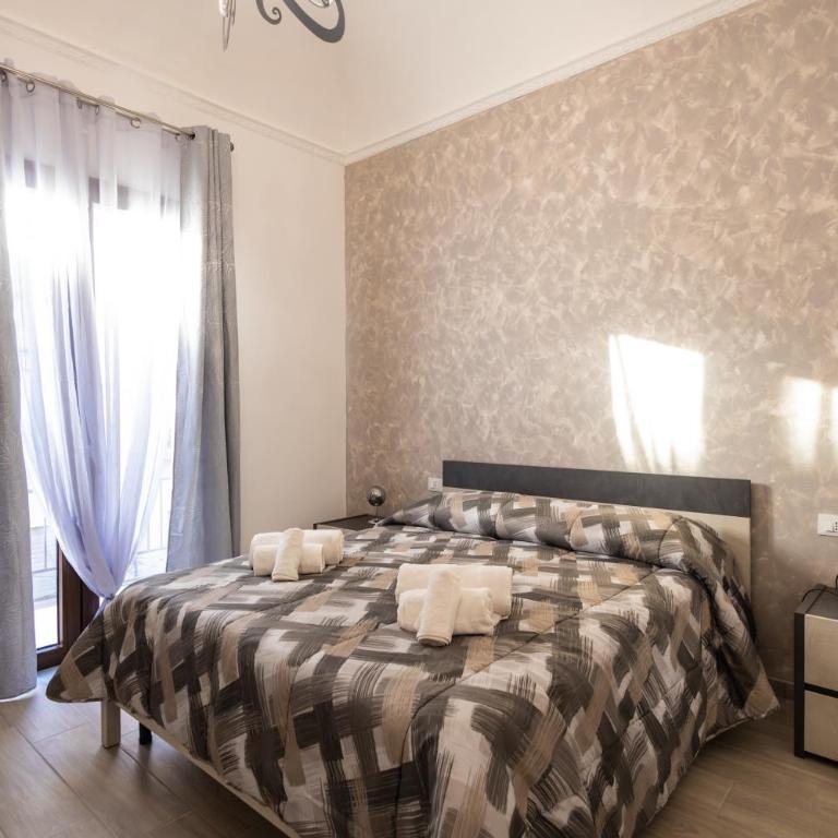 Via Col Vento Rooms - Family Room with Private Bathroom - 1