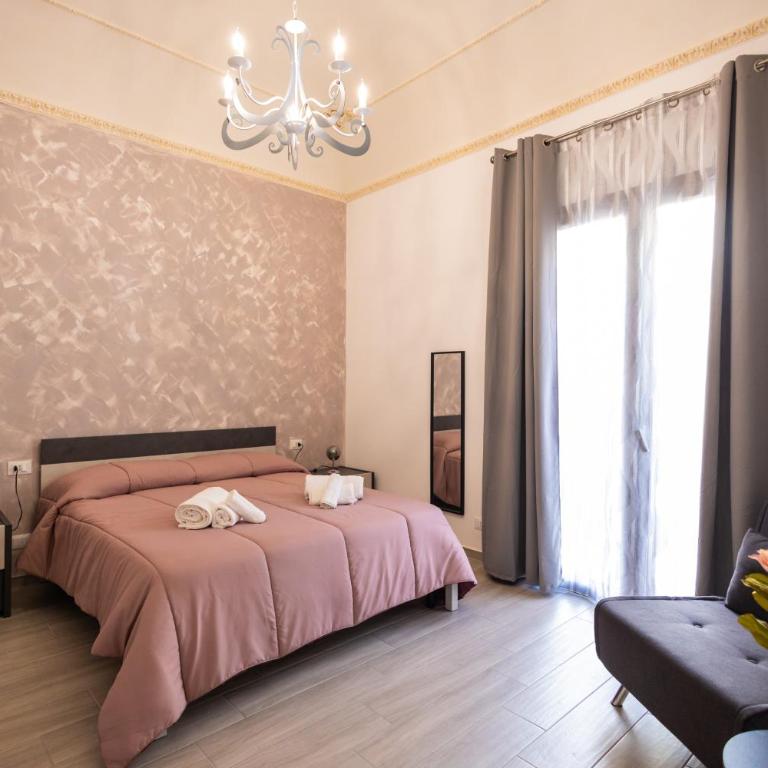 Via Col Vento Rooms - Family Room with Private Bathroom - 9