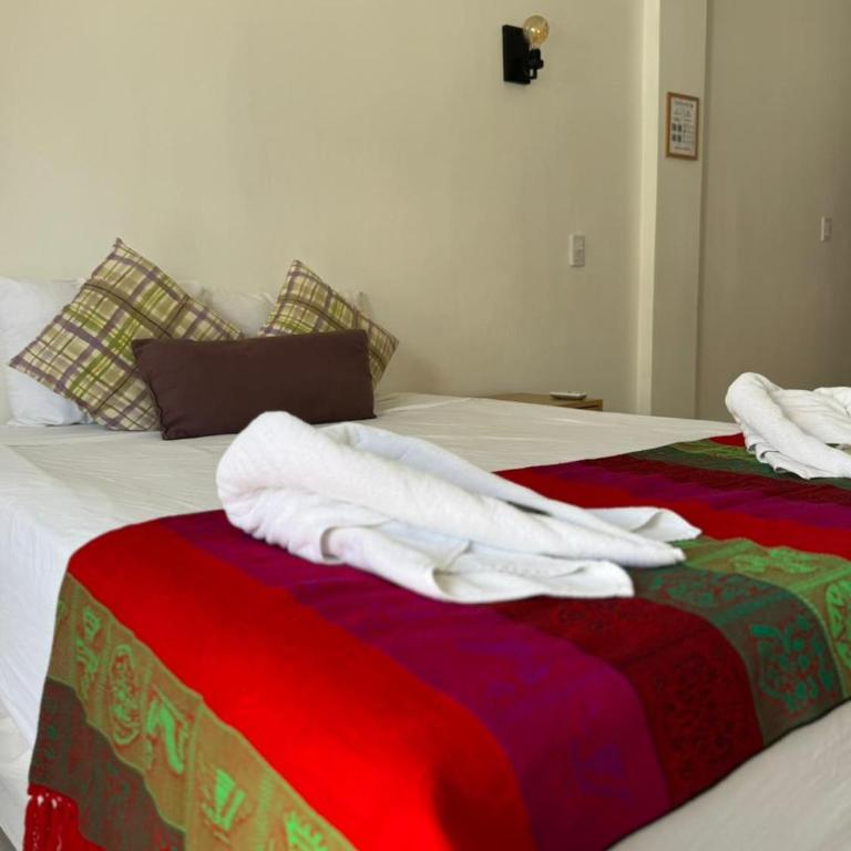Calma Chicha Rooms - Queen Room with Balcony - 15