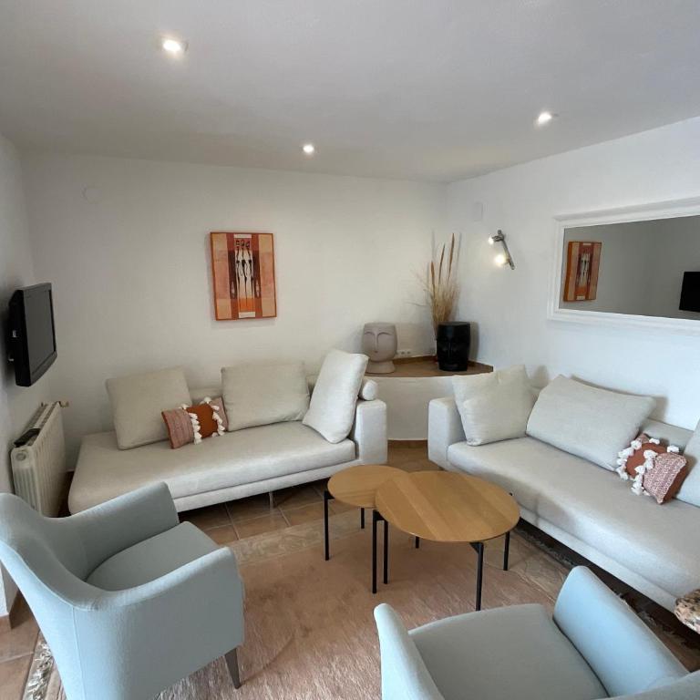 Casa Carolina Oasis with Heated Pool - Villa - 64