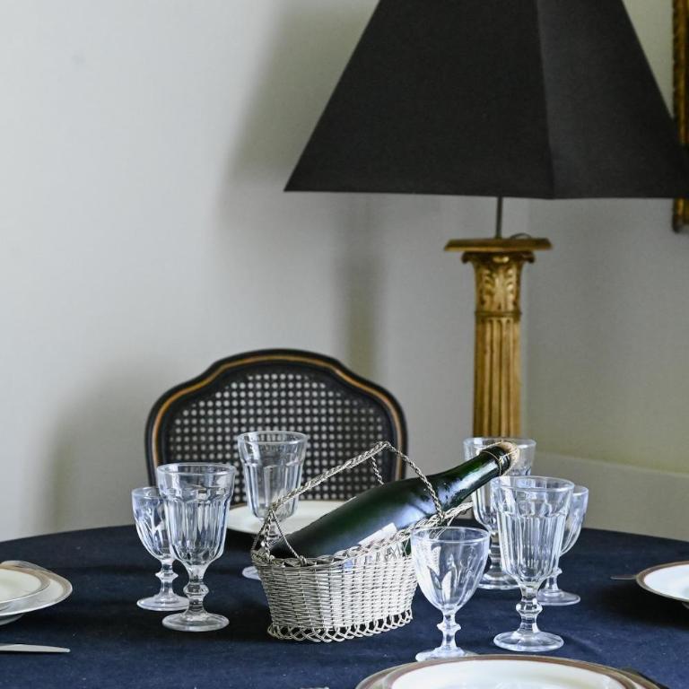 Beautiful apartment in a castle in Deauville - Two-Bedroom Apartment - 10