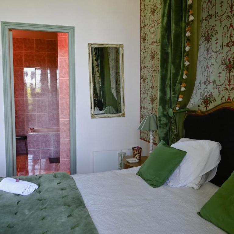 Beautiful apartment in a castle in Deauville - Two-Bedroom Apartment - 23