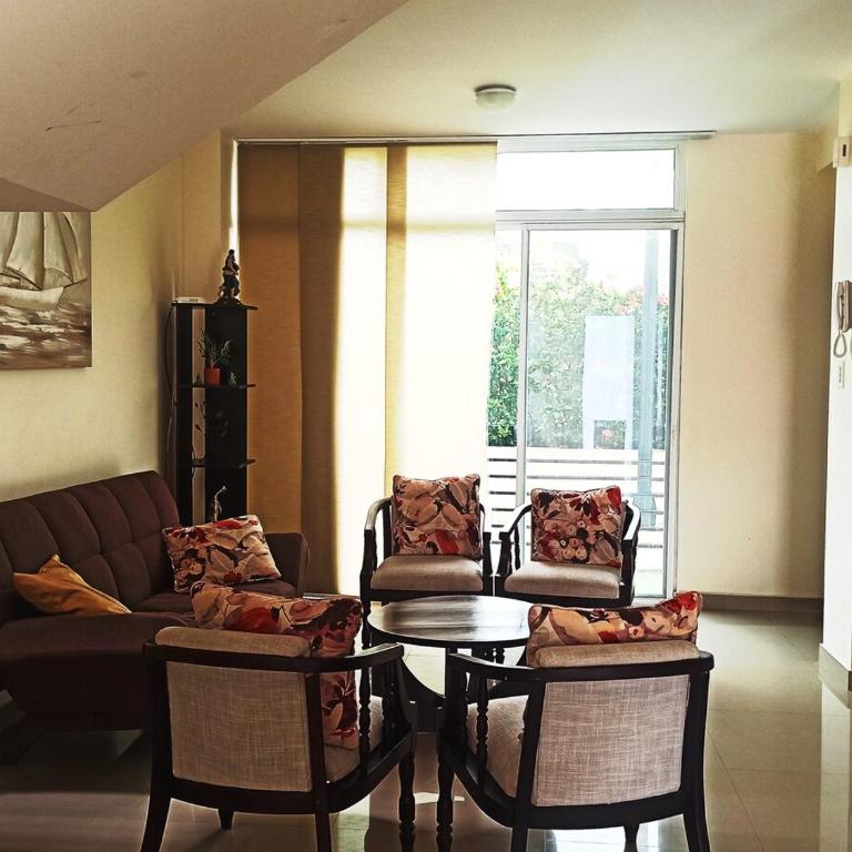 Cozy house near the beach - Three-Bedroom House - 6