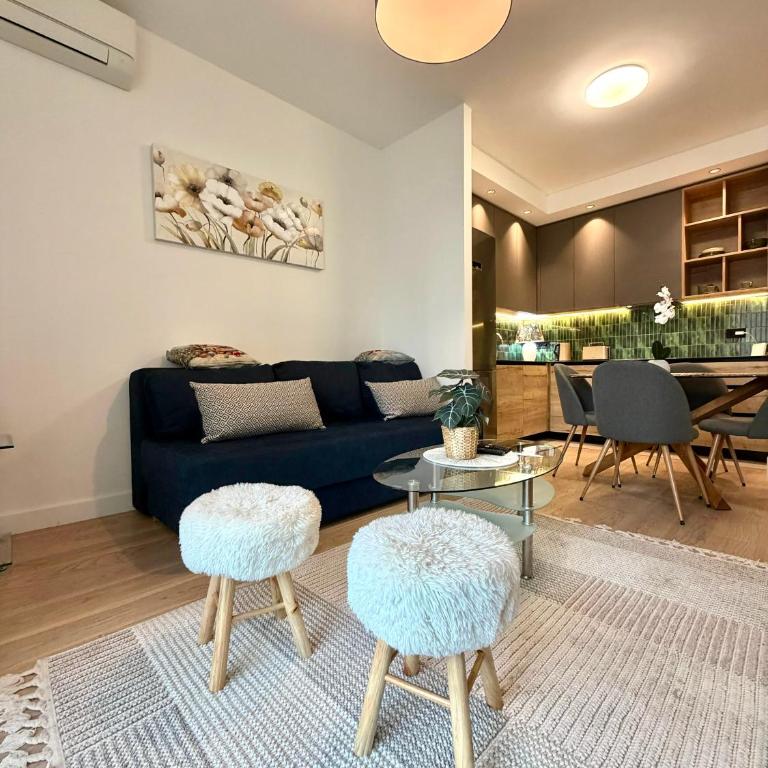 BW Emerald Residences - One-Bedroom Apartment with River View - 5