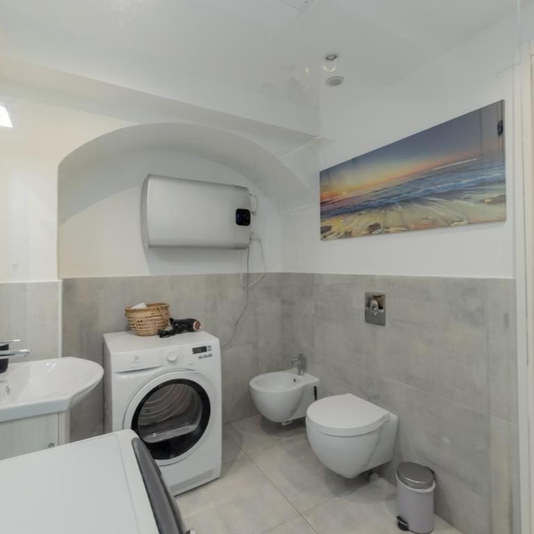 Loft Calandra in Turin Center - Two-Bedroom Apartment - 10